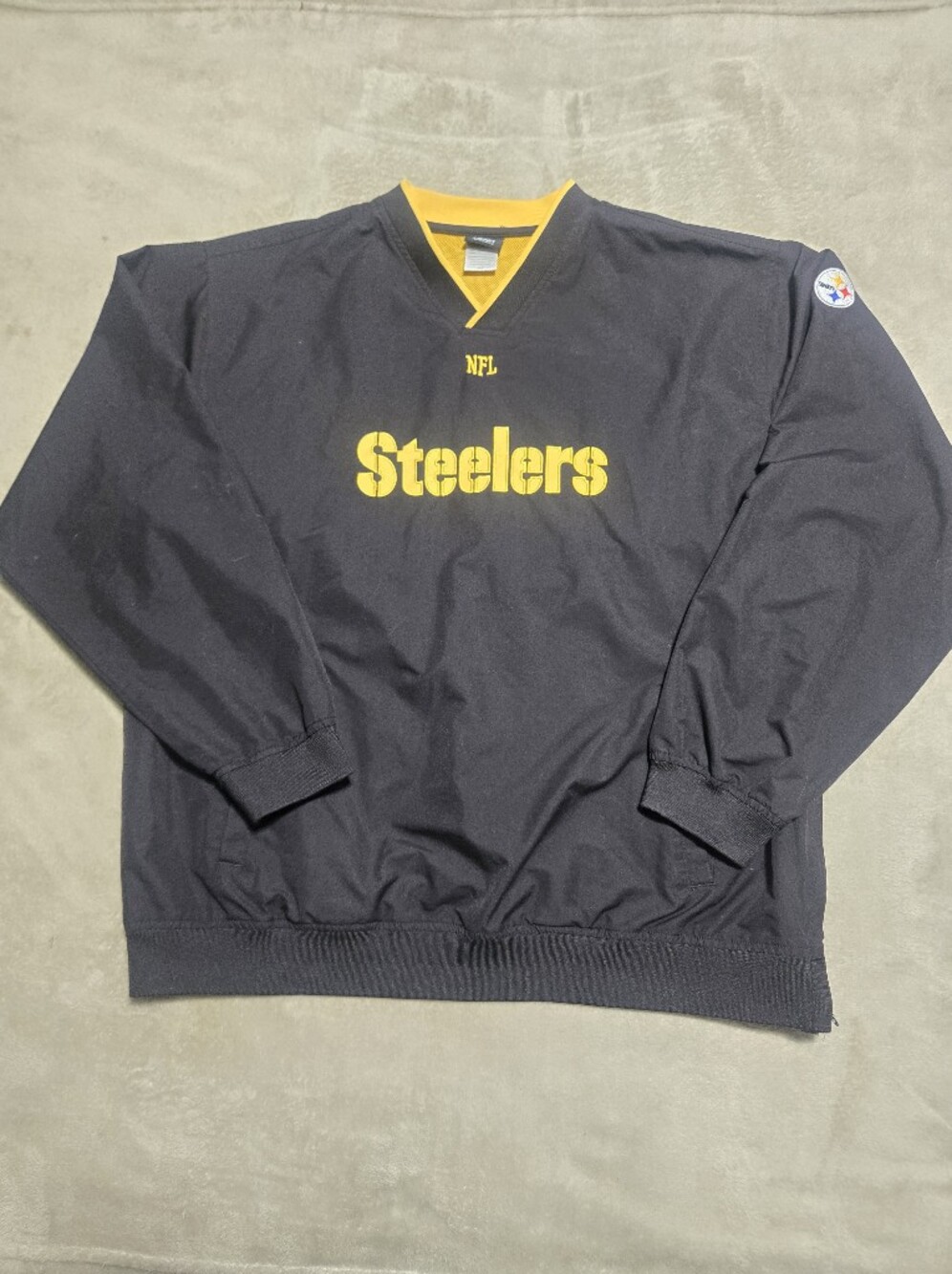 Pittsburgh Steelers V-neck Pullover Windbreaker NFL Team Apparel Mens Size XL